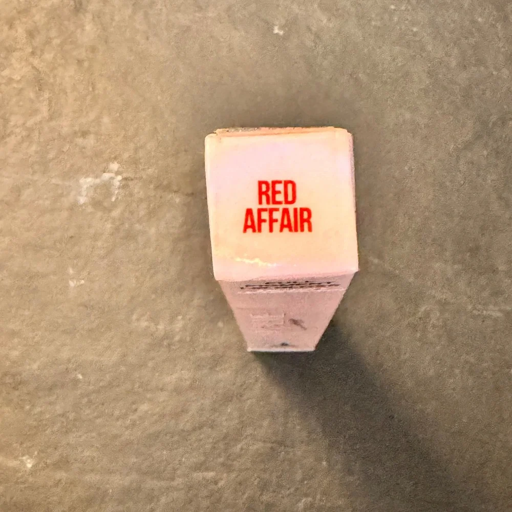 Jeffree Star Supreme Gloss Full Pigment Lip Gloss‎ Red Affair